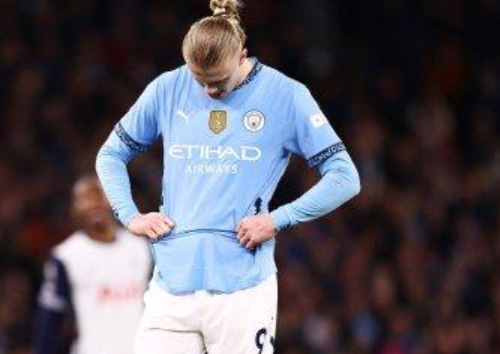 MK体育官网包含今晚曼城调整名单——荷甲节点到来，悬念犹存，更衣室氛围转暖的词条