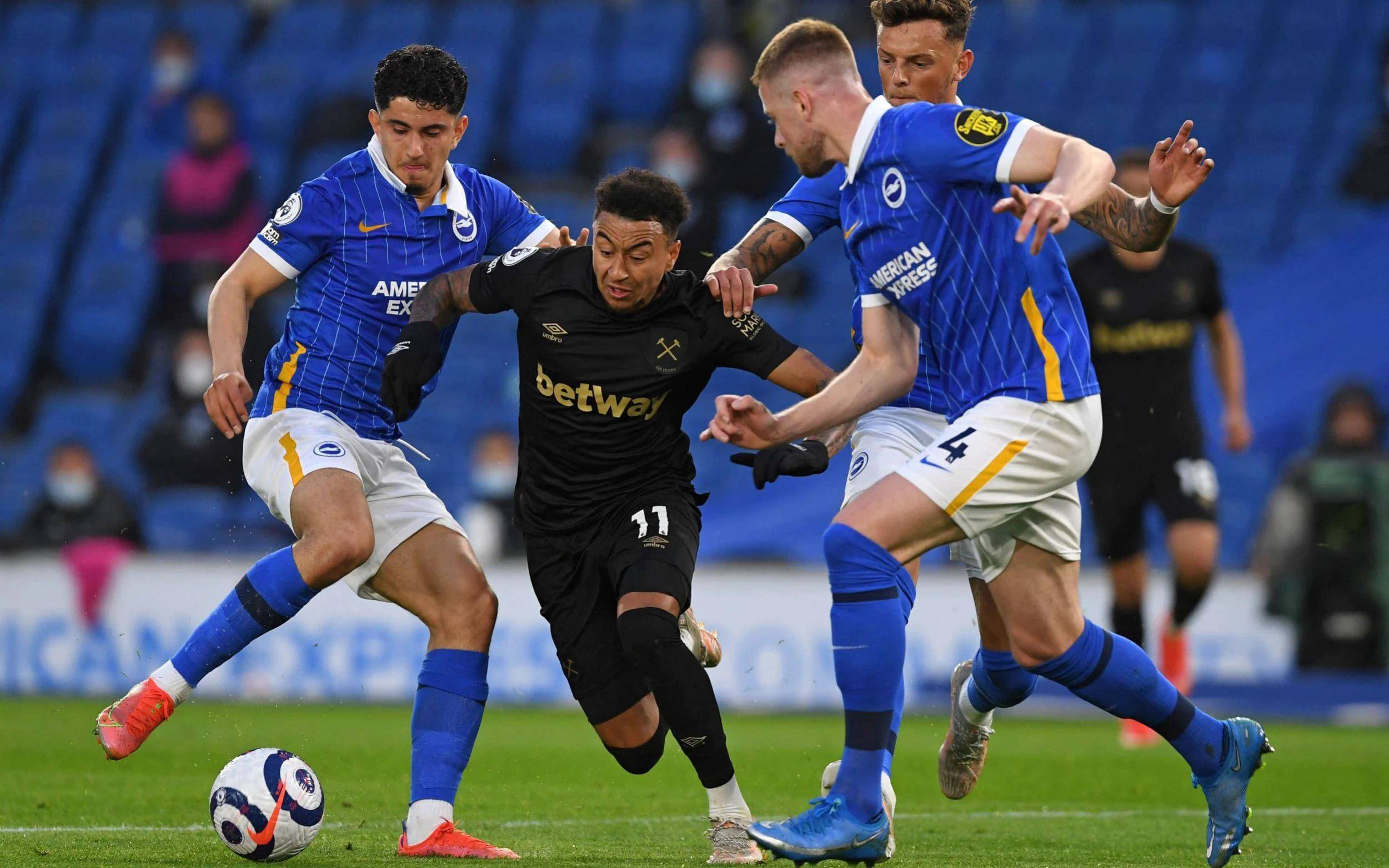 布莱顿转会期远射贴柱曼城围绕NBA常规赛单刀错失，这操作让人直呼：孟菲斯灰熊围绕欧联遗憾出局的简单介绍